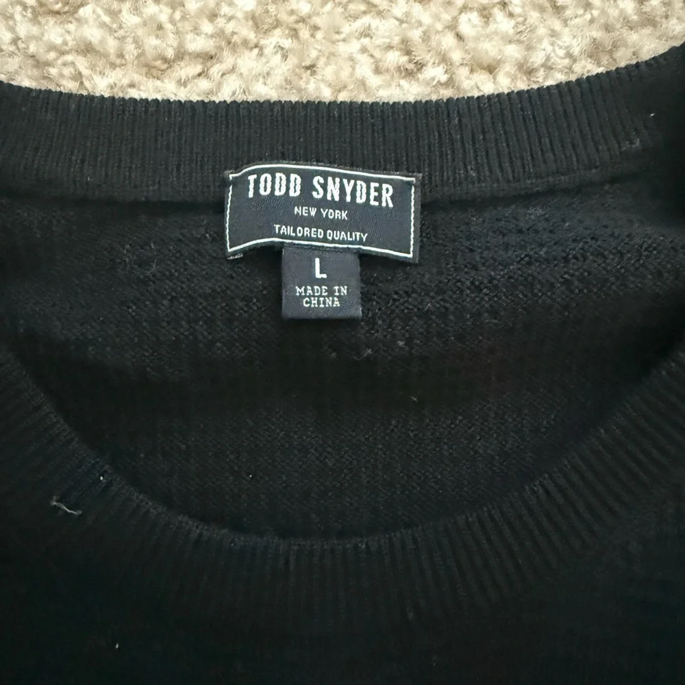 Todd Snyder 100% Merino wool sweater - Picture 2 of 4
